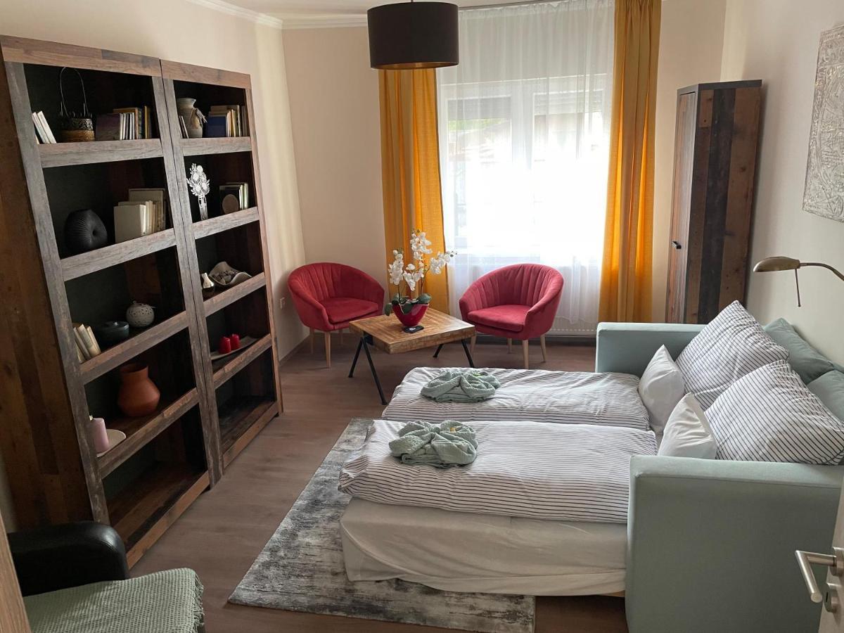M3 Mad Apartment ภายนอก รูปภาพ